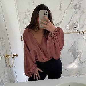 PINK SATIN FREE PEOPLE BLOUSE SIZE SMALL